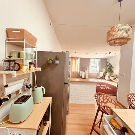 Large Bright Downtown Station 5 Min Away Apartamento Tours