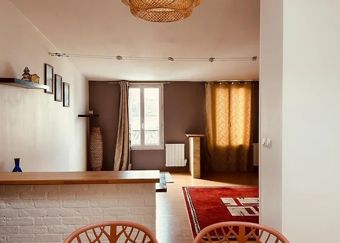 Apartmán Large Bright Downtown Station 5 Min Away